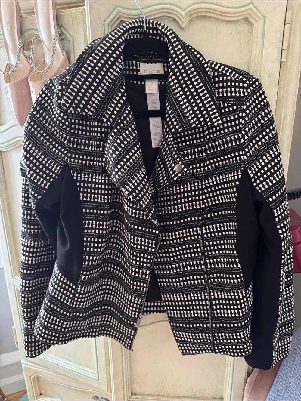 Chico's Black & White Textured Moto Blazer
